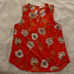 Sleeveless dress shirt